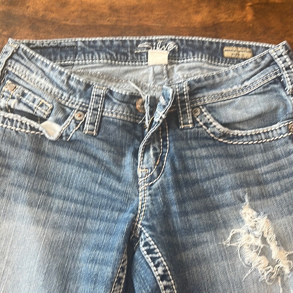 Size 28 Silver Jeans